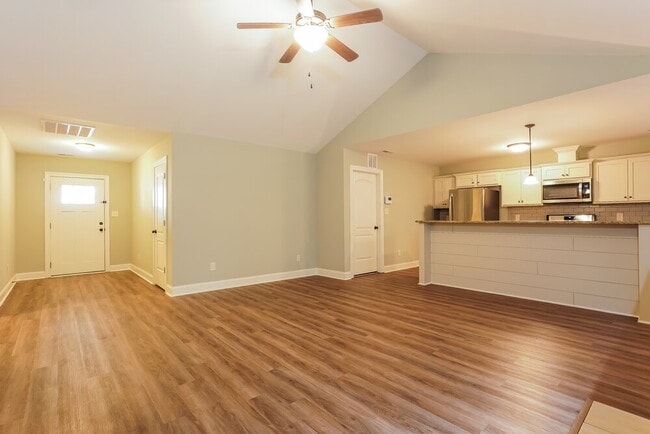 Building Photo - 954 Airedale Trail