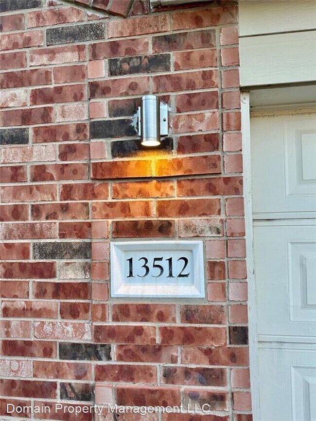 Building Photo - 4 br, 2 bath House - 13512 Sierra Wind Ln