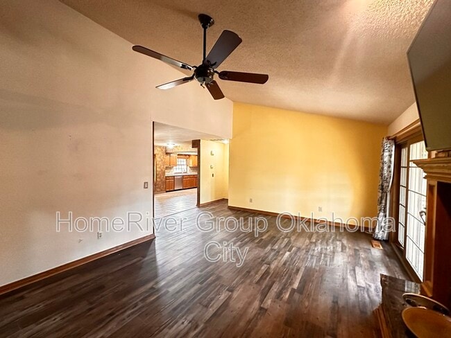 Building Photo - 1340 Chimney Hill Rd