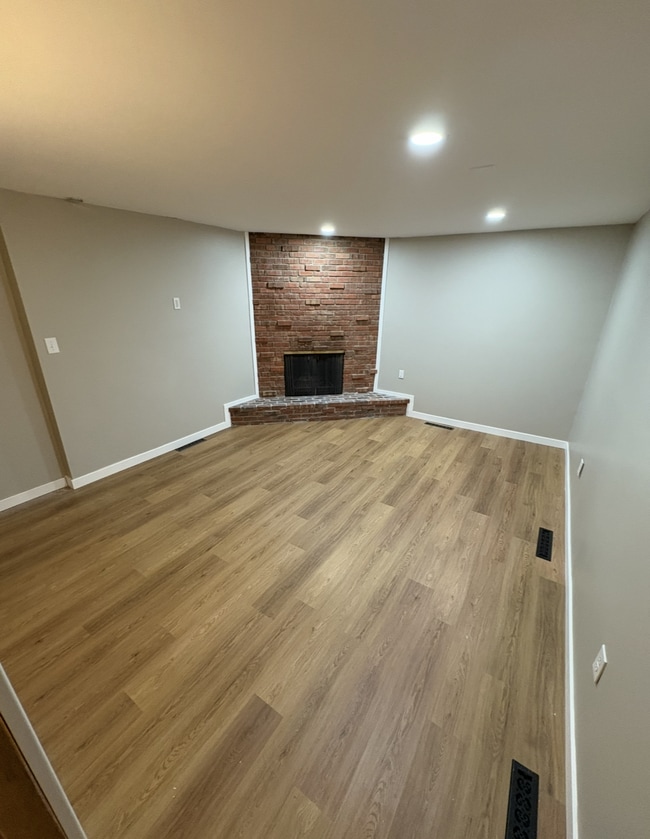 Photo - 18 Mt Washington Dr House