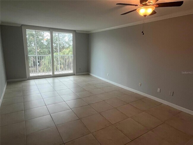 Foto del edificio - 2650 Coconut Bay Ln