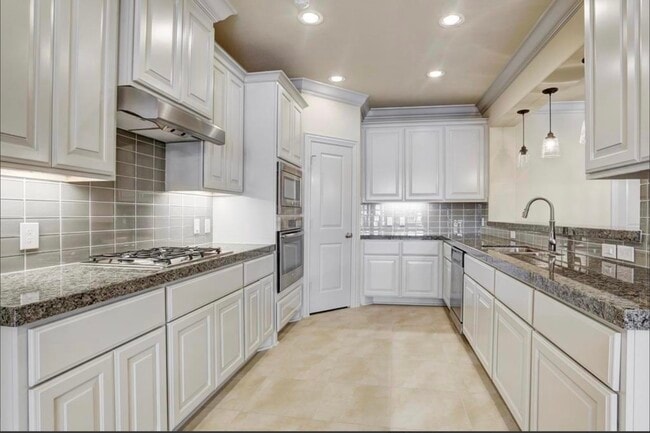 Building Photo - 13621 Teal Bluff Ln