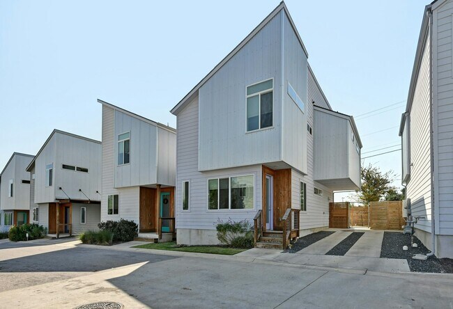 Foto del edificio - 801 N Bluff Dr