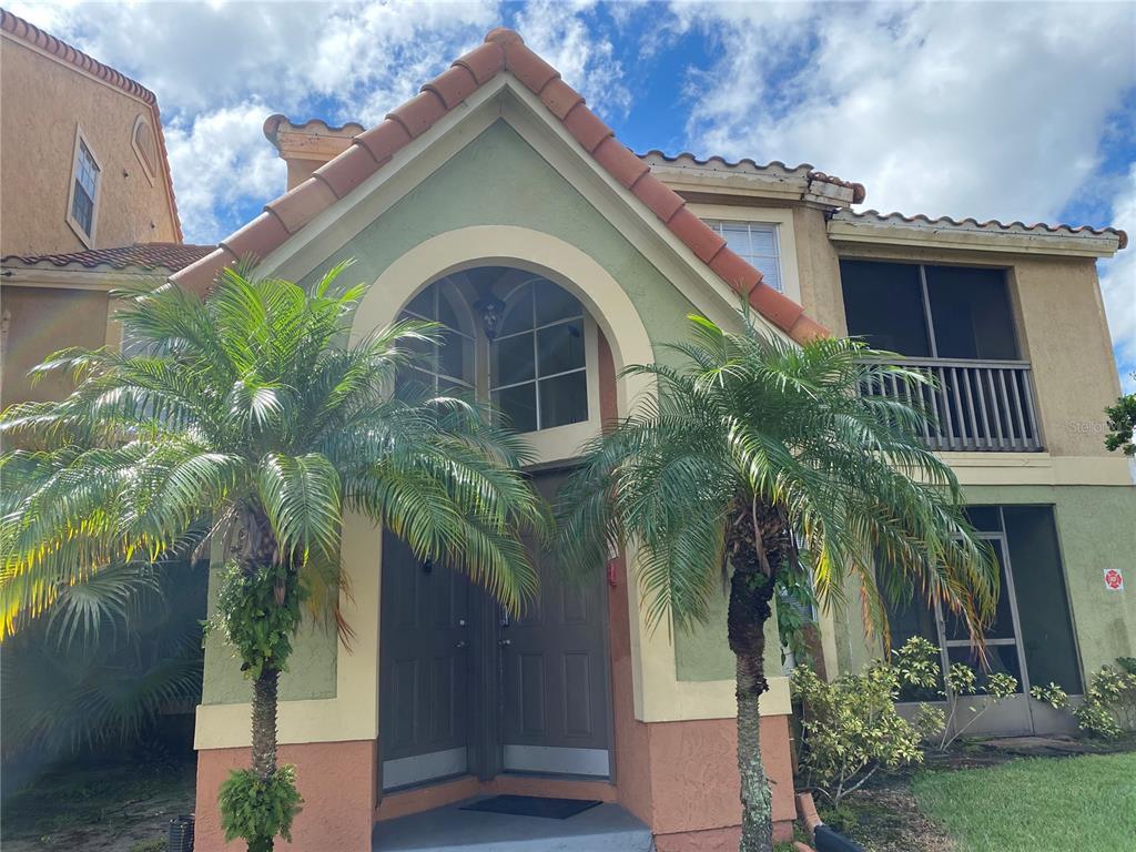 Foto principal - 425 Fountainhead Cir