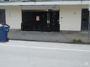 Building Photo - 608 N Rampart St