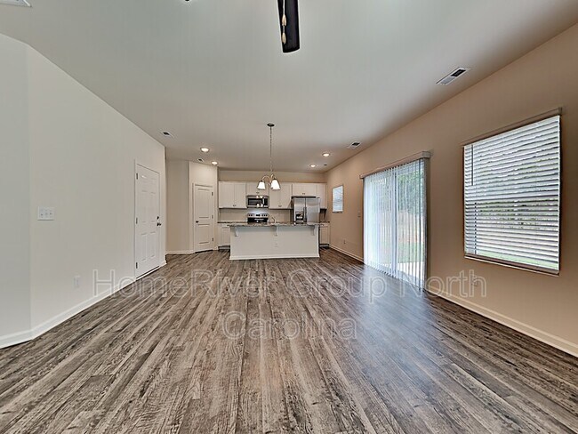 Building Photo - 12014 Old Dulin Farms Way