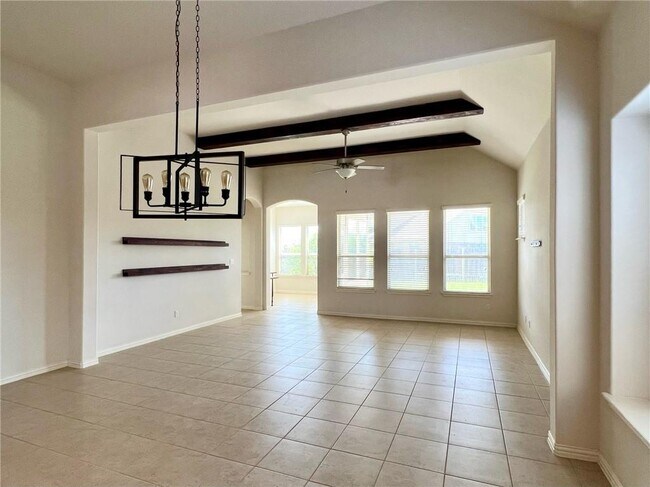 Building Photo - 133 Salt Fork Dr