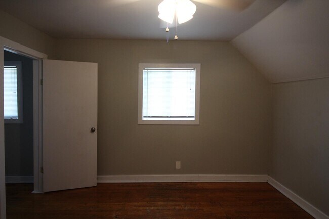 Foto del edificio - 718 Butterworth St SW