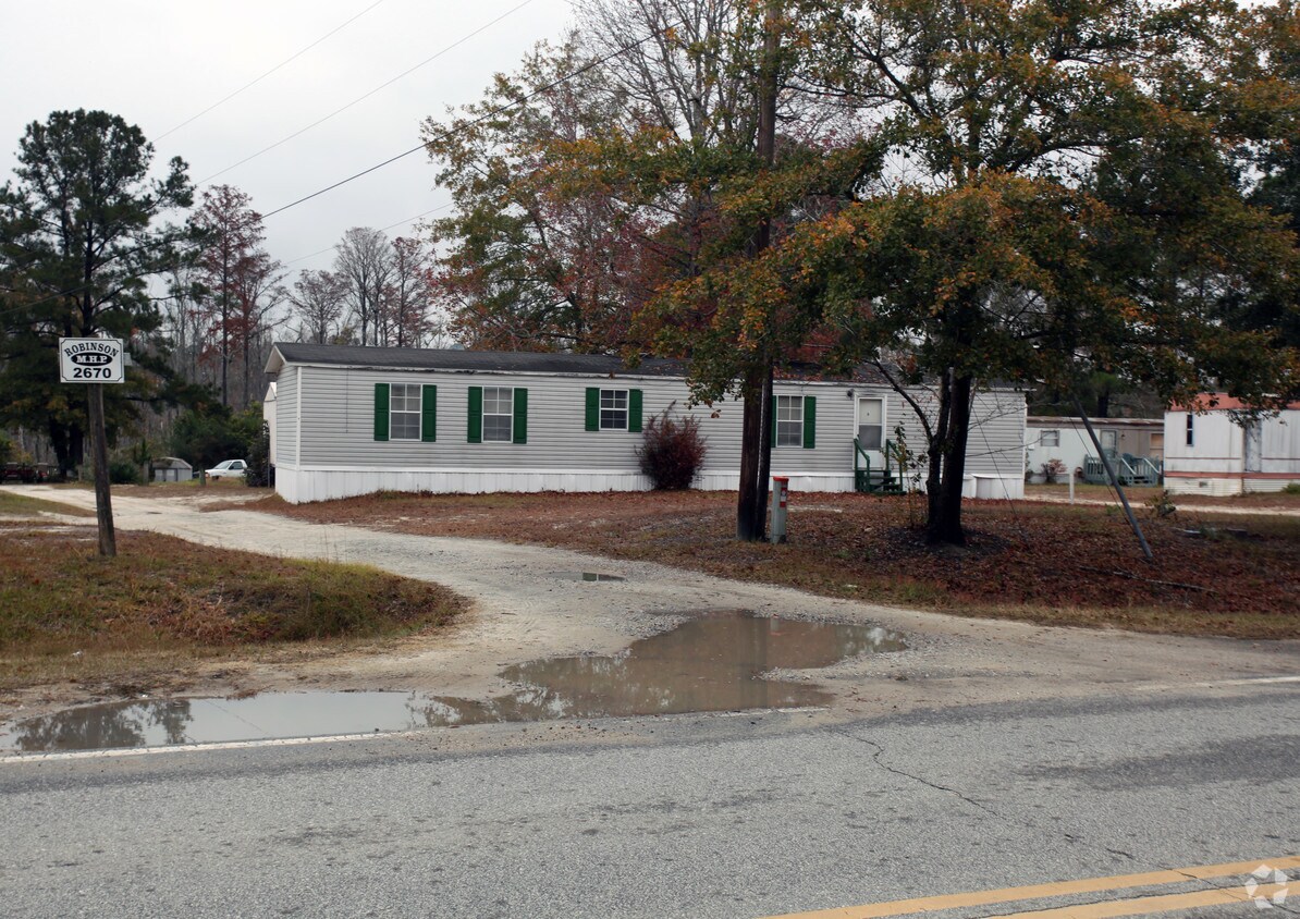 Robinson Mobile Home Park Apartments in Leland, NC