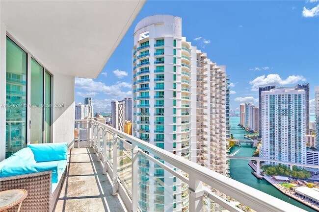 Foto del edificio - 90 SW 3rd St