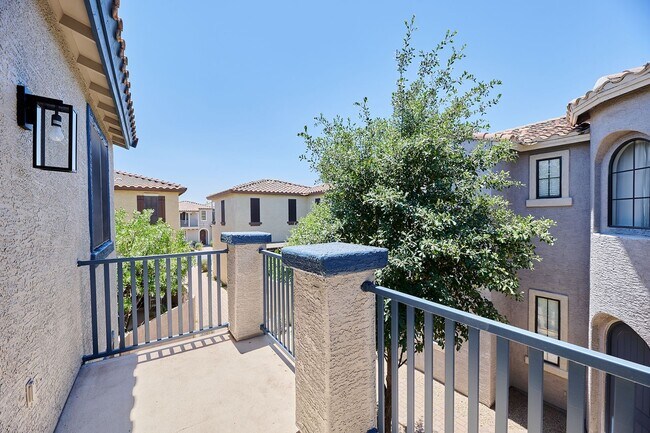 Foto del edificio - 2340 W Dusty Wren Dr