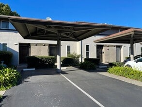 Building Photo - 1008 San Souci