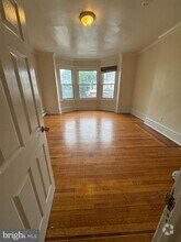Building Photo - 1118 Lindley Ave