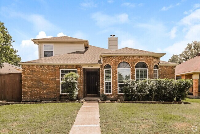 Building Photo - 1208 Paintbrush St