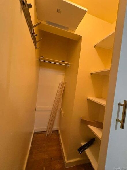 Foto del edificio - 34-53 106th Street Unit 1