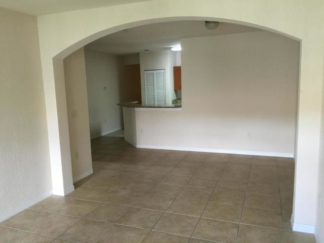 Foto del edificio - 152 SW Peacock Blvd
