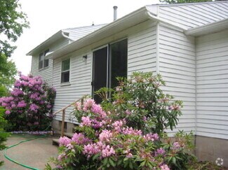 Building Photo - 8258 Larkspur Dr