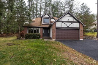 Building Photo - 48 Hemlock Ln