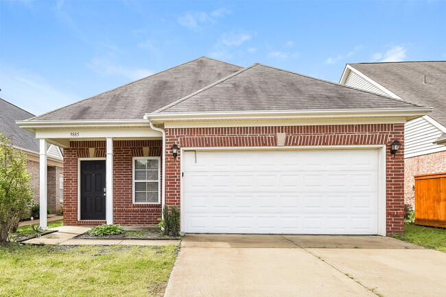 Building Photo - 9885 White Poplar Dr