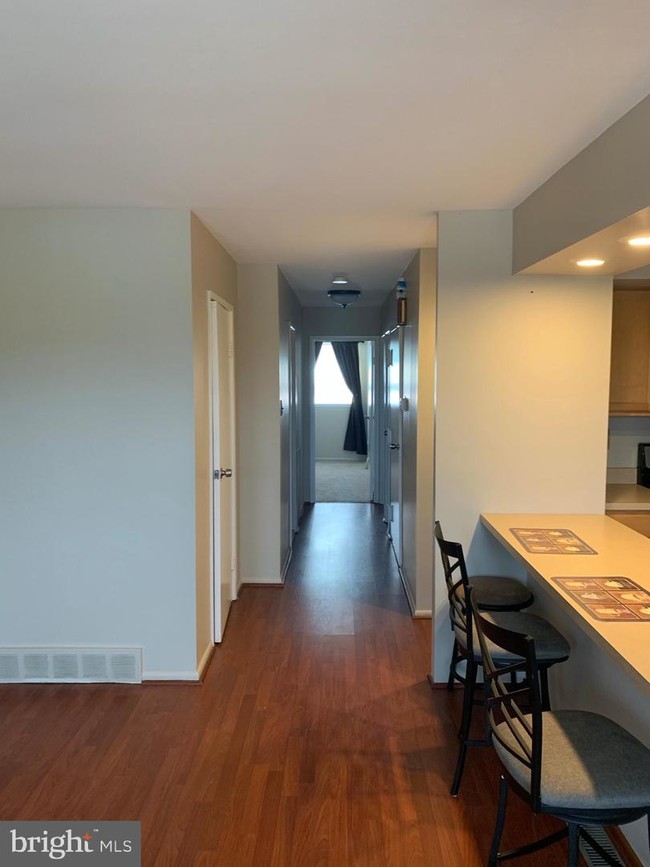 Building Photo - 9875 Frankford Ave