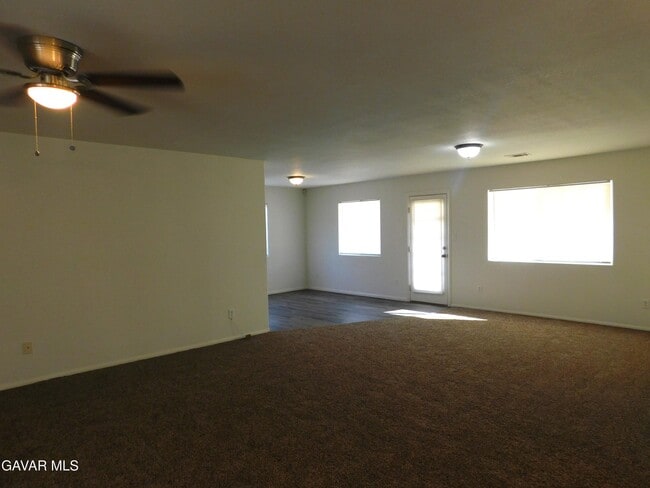 Building Photo - 8312 Tamarack Ave