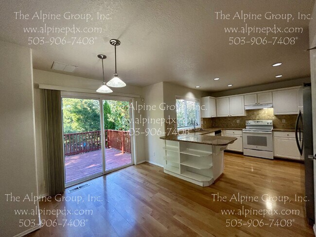 Foto del edificio - Price adjustment on this Sexton Mt. Home!