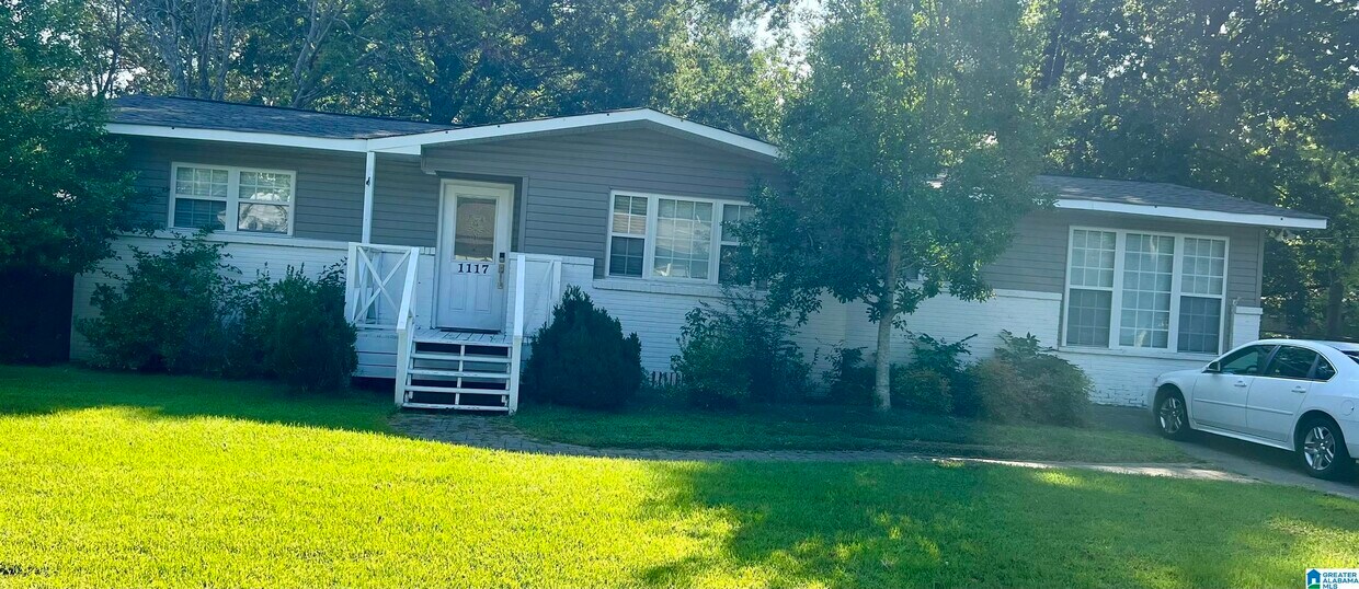 Primary Photo - 1117 Kimberly Ave