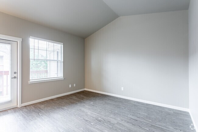 1HAB, 1BA - 728 ft² - White Oak
