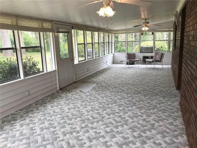 Building Photo - Room in House on Flagler Cir