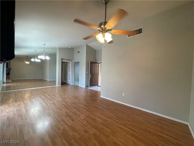 Building Photo - 9421 Grand Mesa Dr