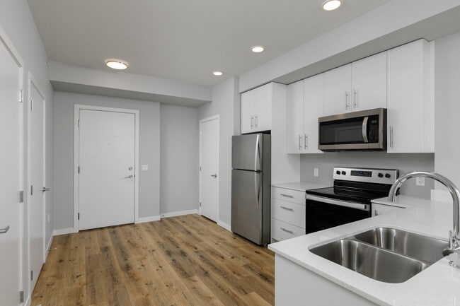 Building Photo - Lavida - Building B