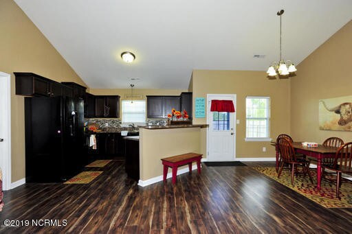 Building Photo - 212 Lockwood Ct