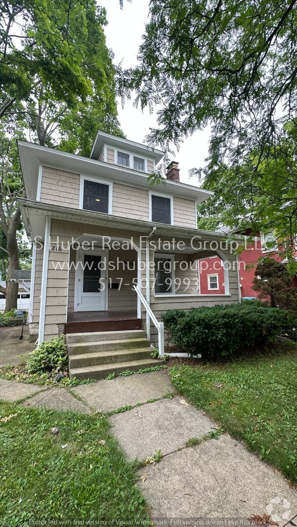 Building Photo - 216 Marshall St