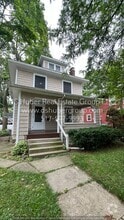 Building Photo - 216 Marshall St
