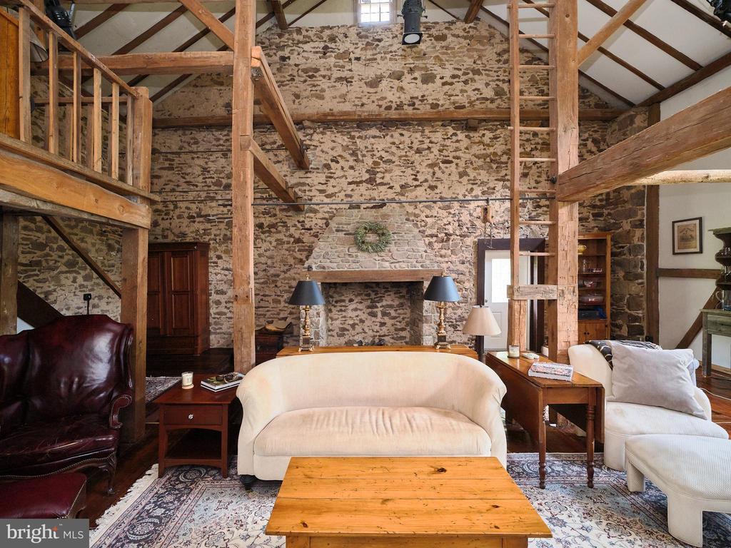 Foto principal - 5694 Carversville Rd