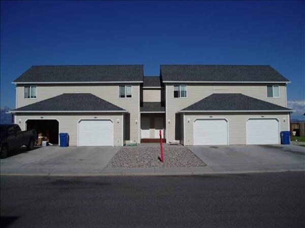Primary Photo - 1103 N River Rock Rd