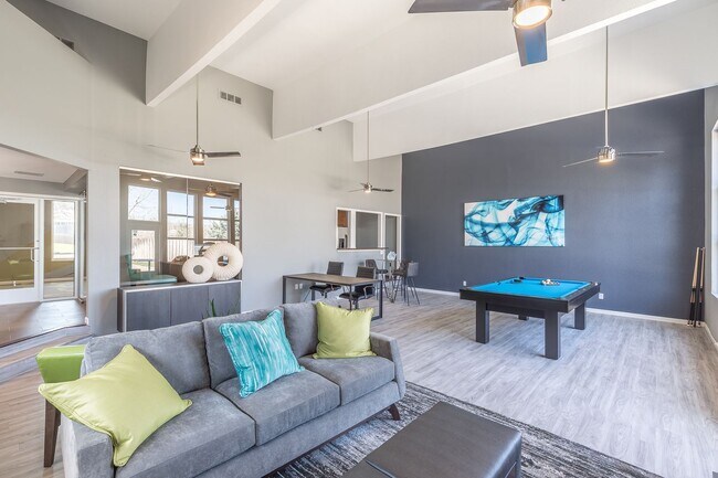 Foto del interior - Meadows at Town Center - Newly renovated i...