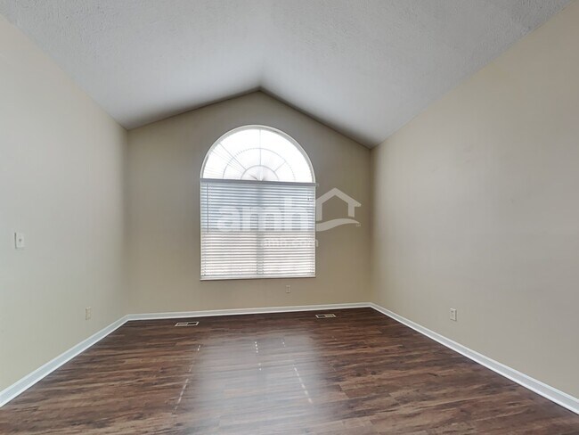 Foto del edificio - 1232 Ben Avon