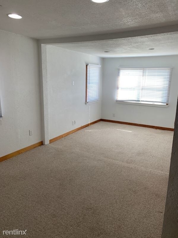 Foto del edificio - 4 br, 2 bath House - 6321 S Warren St