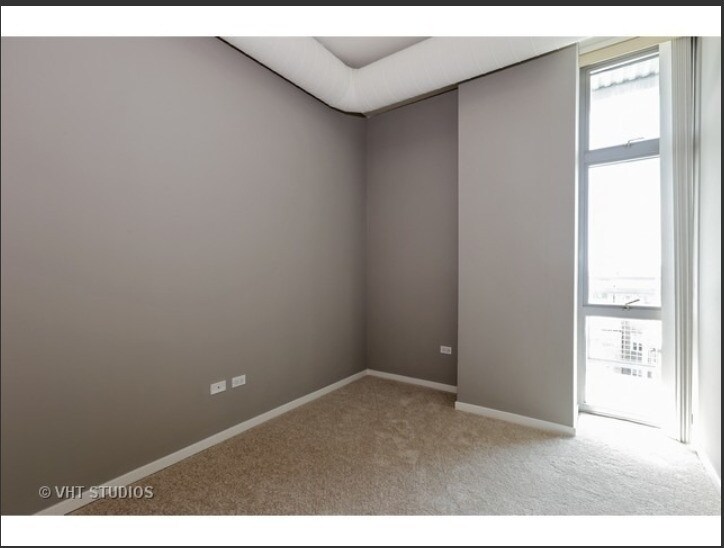 Bedroom #1 - 1000 W Leland Ave