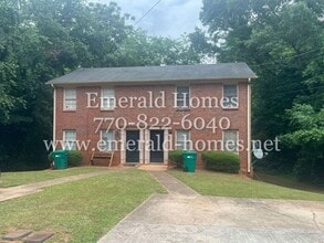 Building Photo - 369 Freeport Dr