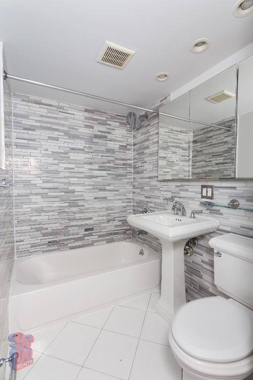 Foto del edificio - 432 E 13th St