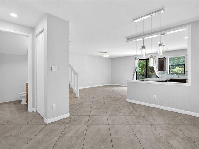 Foto del edificio - 12956 Anthorne Ln
