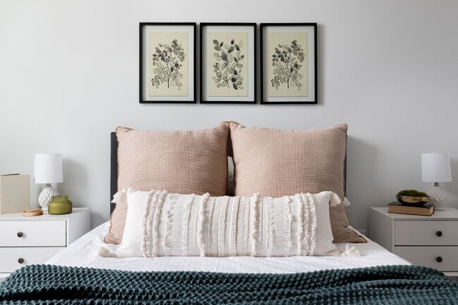 Interior Photo - Origin