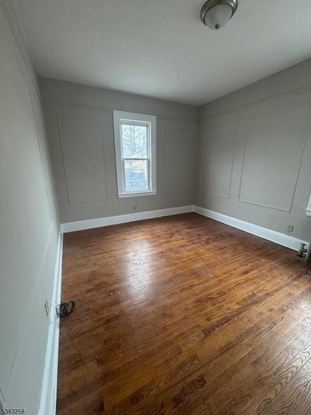Foto del edificio - 854 Pennington St