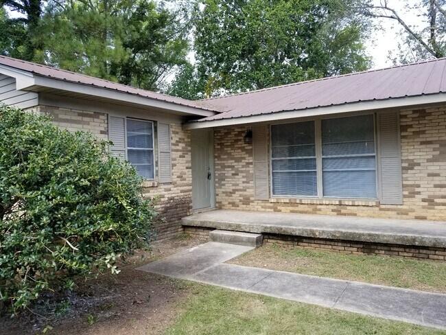 Foto del edificio - 307 Curtis Dr SE