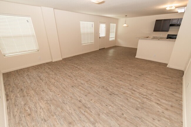 Building Photo - 4931 War Horse Dr
