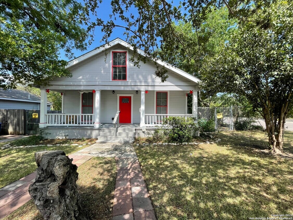 Primary Photo - 1207 Westgate-