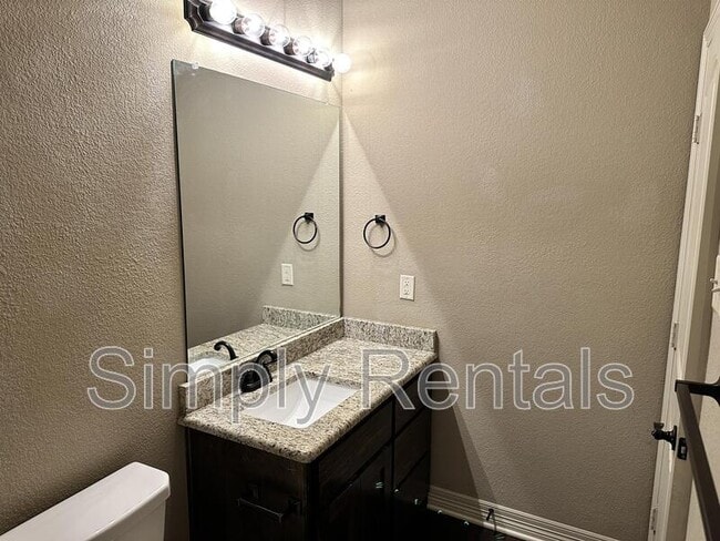 Foto del edificio - Baylor Dr 507 - 1