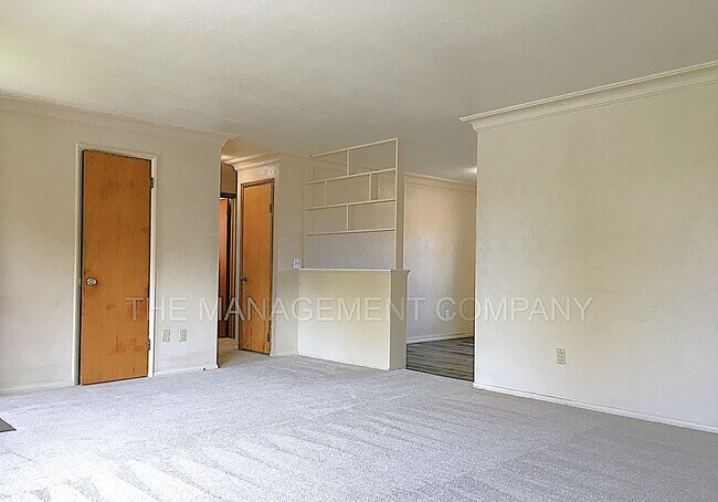 Foto del edificio - 230 Richardson Dr